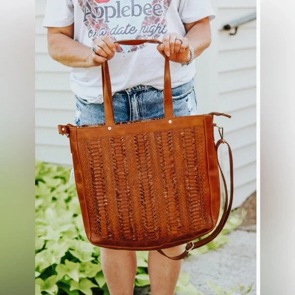 High Noon — The Blake tote/shoulder bag handcrafted buffalo leather - Picture 1 of 12